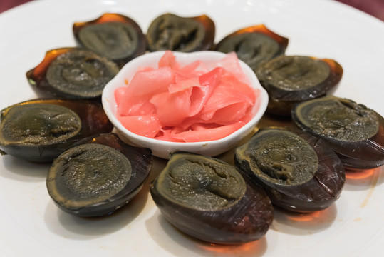 紫姜八坼皮蛋