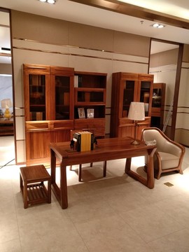 木質(zhì)書柜 書桌