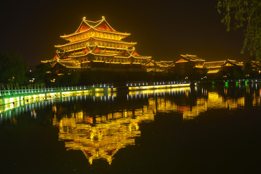 開封七盛角夜景