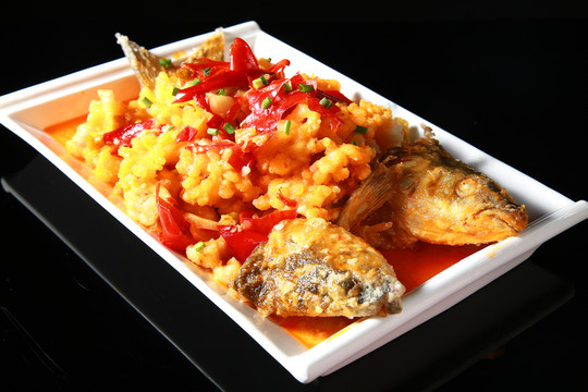 酸湯魚(yú)
