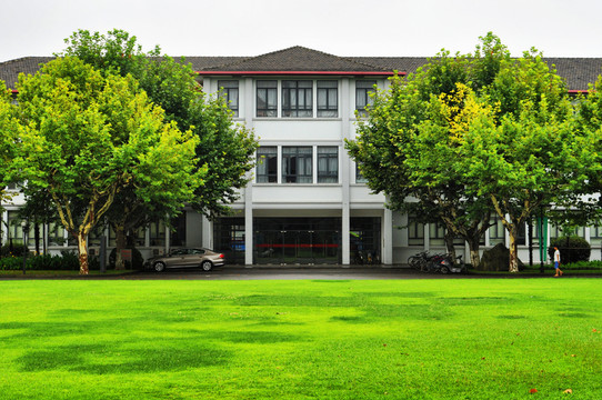 華東師范大學
