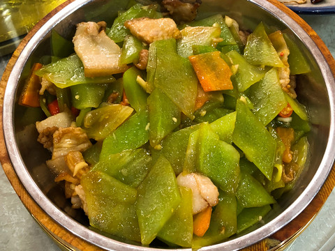 萵苣炒五花肉