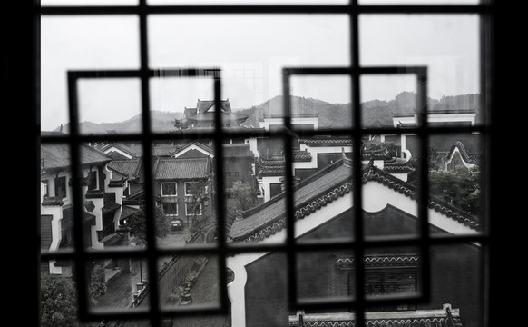 桃花源古鎮(zhèn)窗外