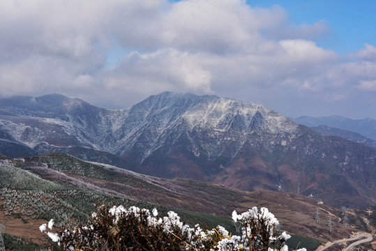 雪山 相嶺山雪景