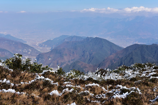 涼山相嶺山雪景