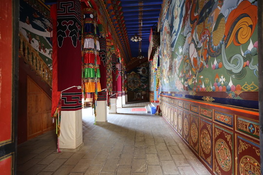 香格里拉噶丹松贊林寺