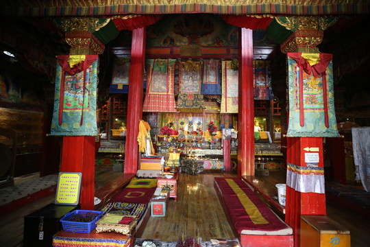 香格里拉噶丹松贊林寺