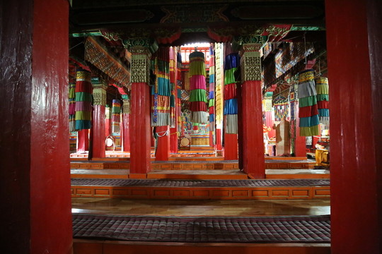 香格里拉噶丹松贊林寺