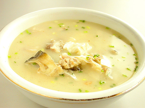 魚頭豆腐湯