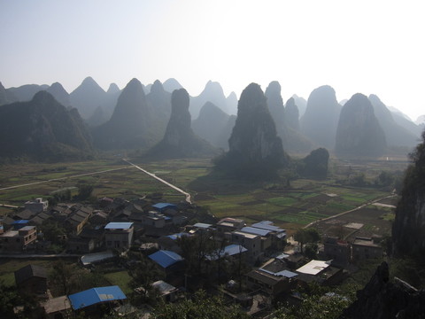 奇峰鎮(zhèn)