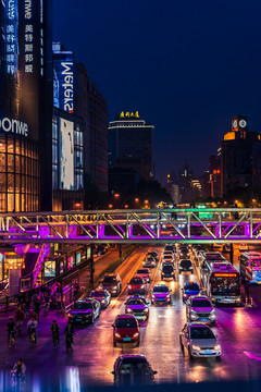 城市夜景 車水馬龍 流光溢彩