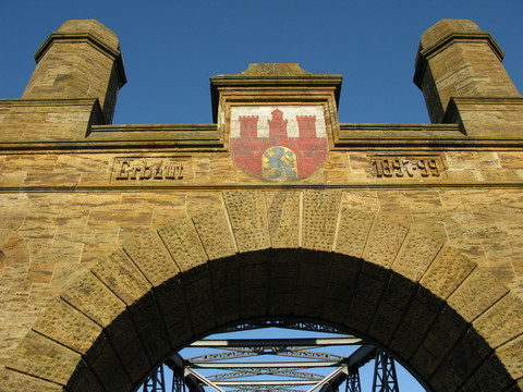 舊的哈爾堡elbbrücke