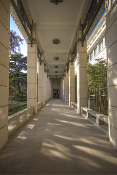 美術(shù)館外廊