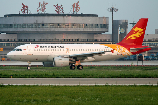 飛機(jī) 航班 金鹿航空