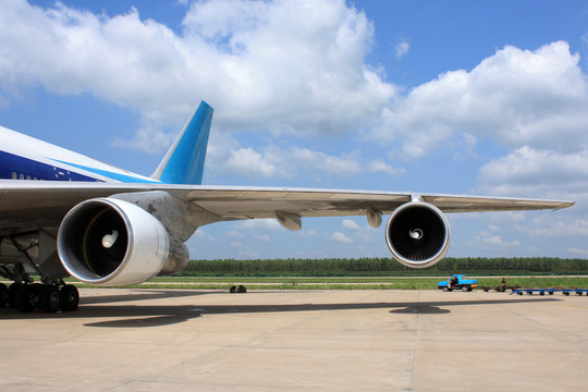 波音B747 飛機(jī) 發(fā)動(dòng)機(jī)