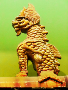 古建筑琉璃釉面屋脊走獸之六狎魚