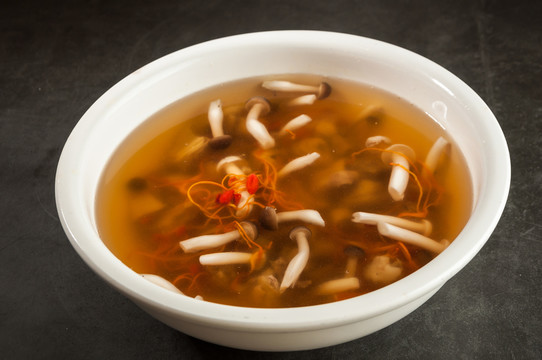 蟲草本雞老火湯