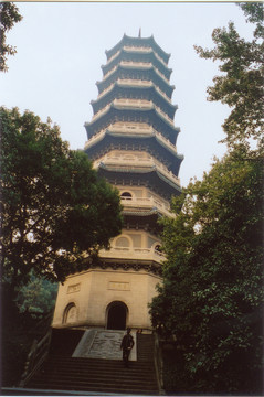 靈谷塔