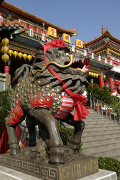 麒麟在高雄的清明神社前