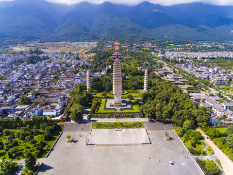 航拍大理崇圣寺三塔文化旅游區(qū)