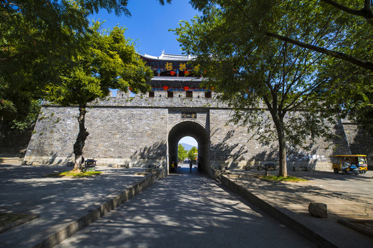 大理古城城門