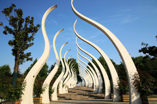 云龍湖公園景觀雕塑