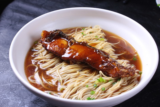 蘇州爆魚面