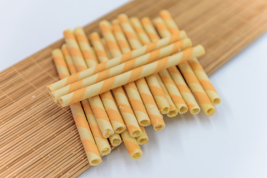 巧克力卷心酥