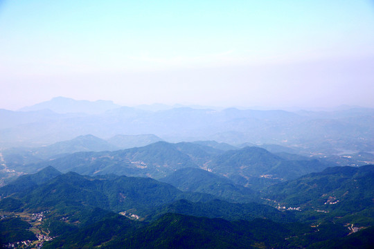 俯瞰群山