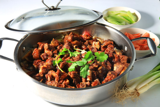 三汁燜羊肉