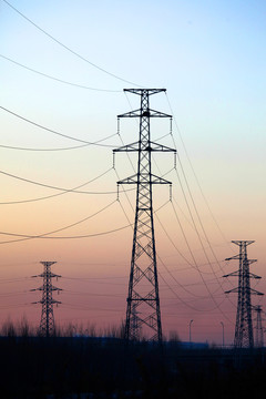 電力 電
