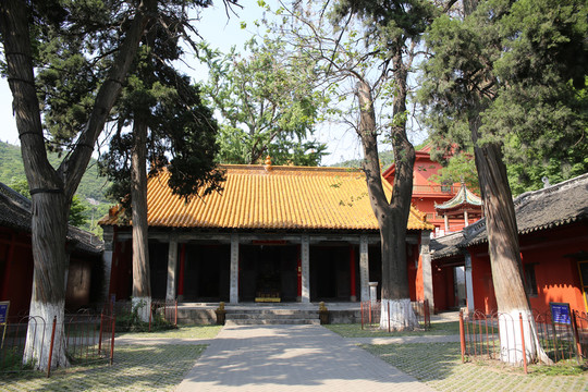 相山顯通寺