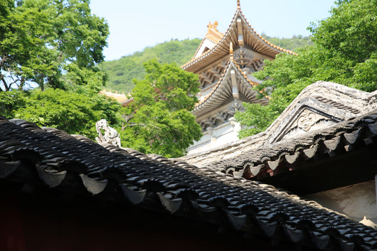 古寺一角