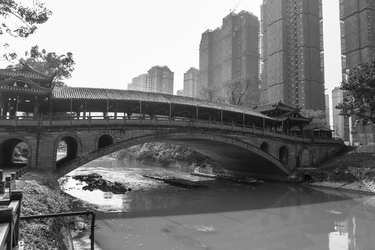 塔子山公園廊橋