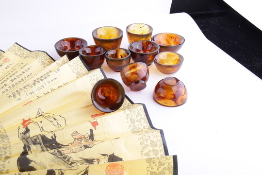 琥珀杯