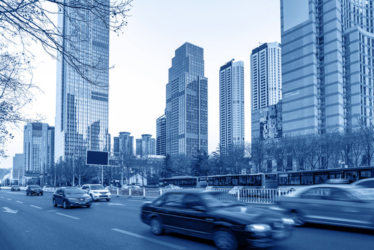 青島市中心香港路街景