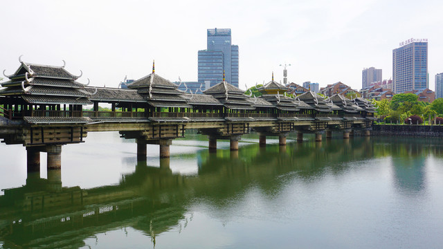 湖南烈士公園風雨橋