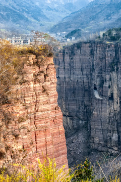 河南輝縣郭亮村