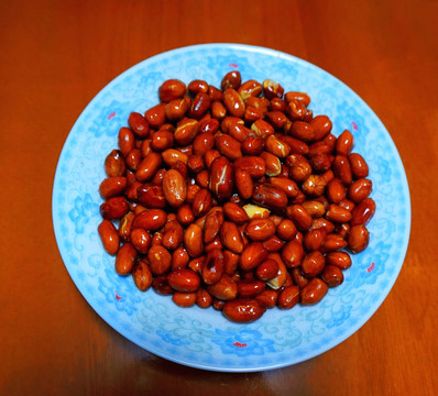 油炸花生米
