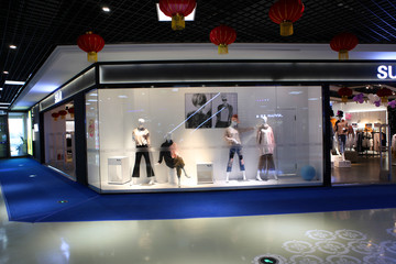商場(chǎng)內(nèi)景 商場(chǎng)大廳