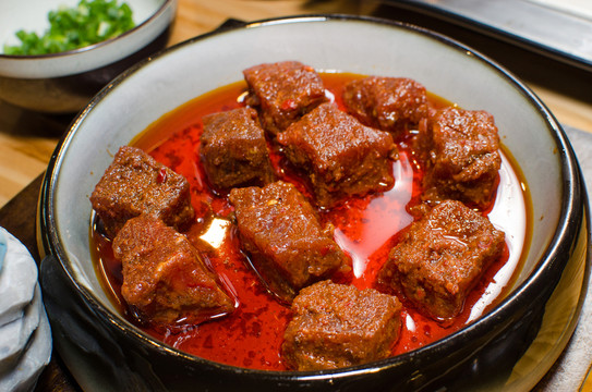 紅油牛肉粒
