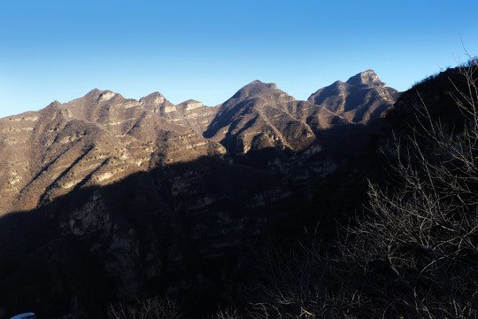 山