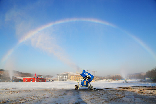 造雪機(jī)造雪