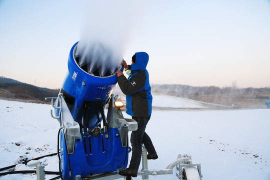造雪機(jī)故障