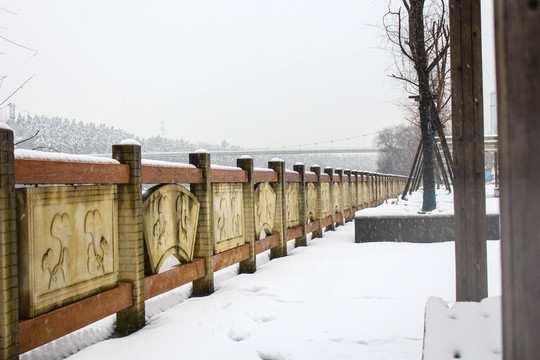 暖冬雪景