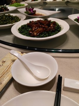 雍記大酒店 餐桌餐盤