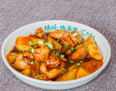 土豆燒雞塊