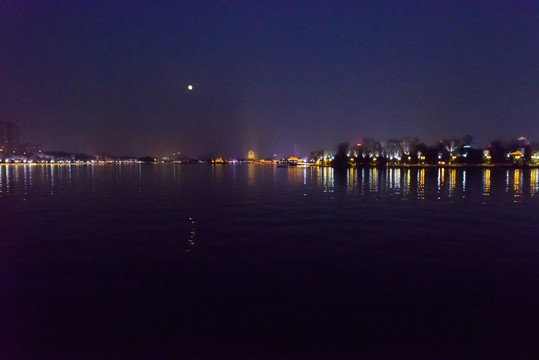 大明湖