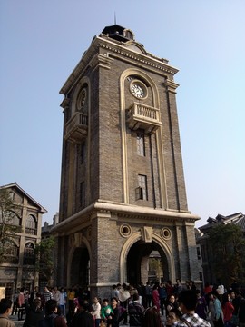 民國風(fēng)情鐘樓攝影
