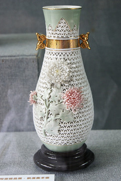 陶瓷藝術(shù)品擺件